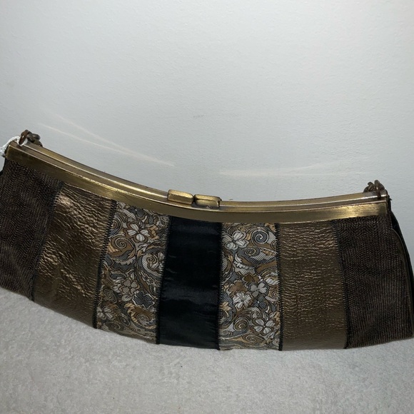 Chic Black and Gold Women's Clutch - Picture 5 of 5